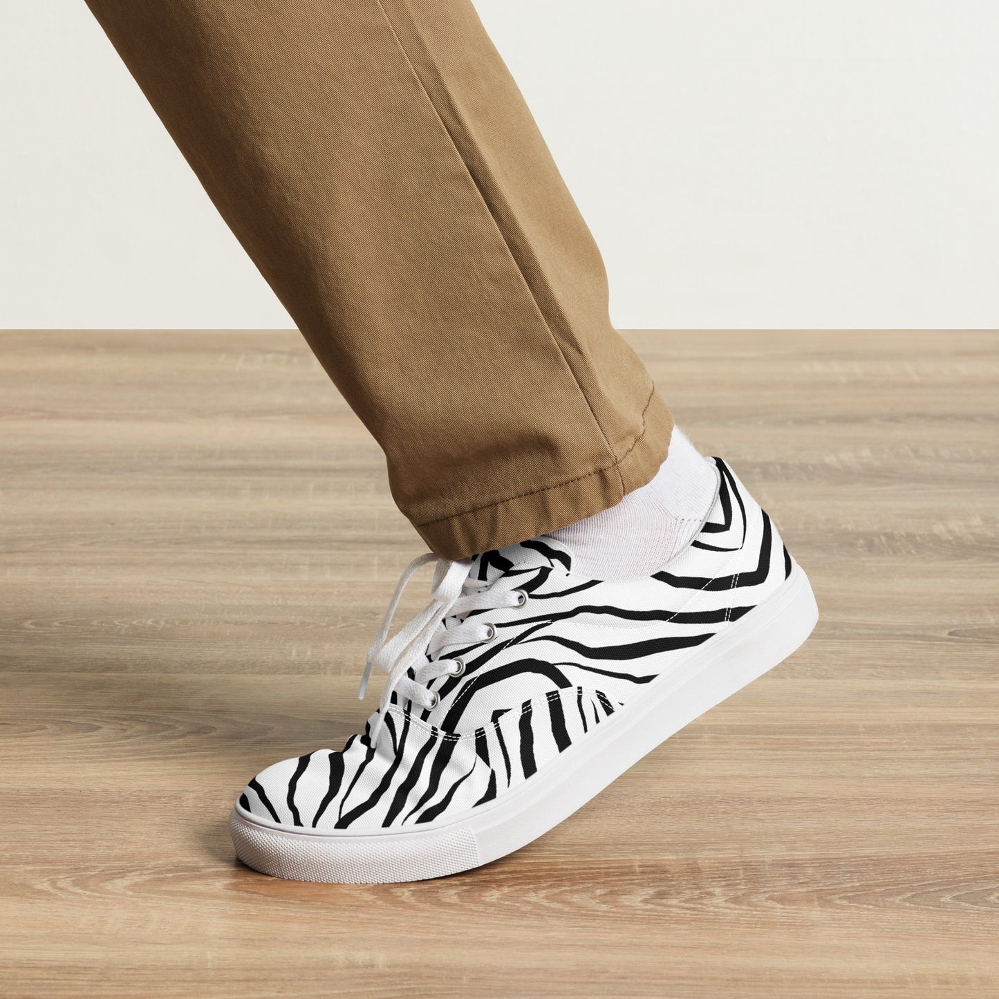 Striped Zebra Vibrance Men’s Lace-up Canvas Shoes - FLAKOUT