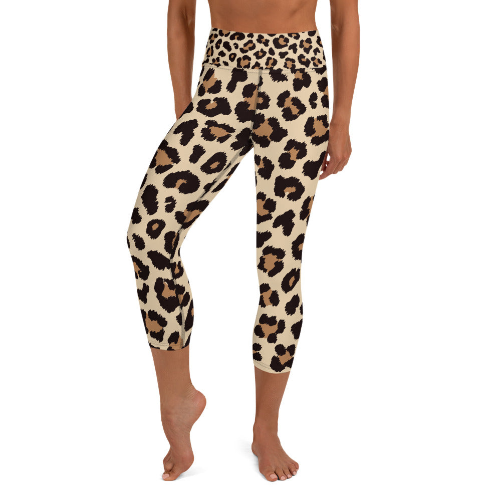 Leopar Chic Feline Women's Yoga Capri Leggings - FLAKOUT